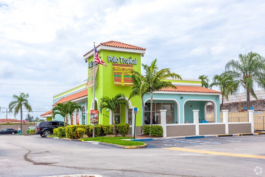 More Photos Of 8825-8839 SW 40th St, Miami Storefront Retail Office For Lease