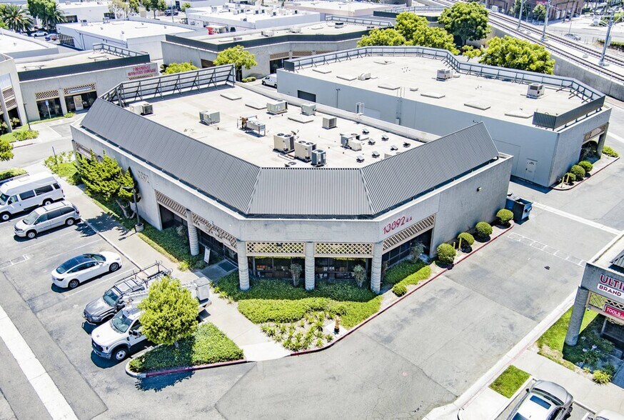 More Photos Of 13892 Harbor Blvd, Garden Grove Warehouse For Sale