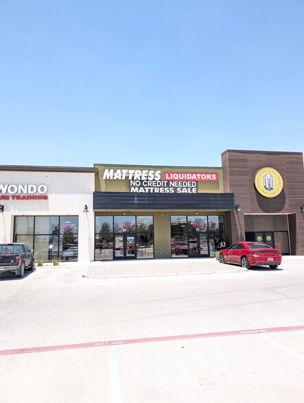 More Photos Of 13649 Eastlake Blvd, El Paso, TX 79928, El Paso General Retail For Lease