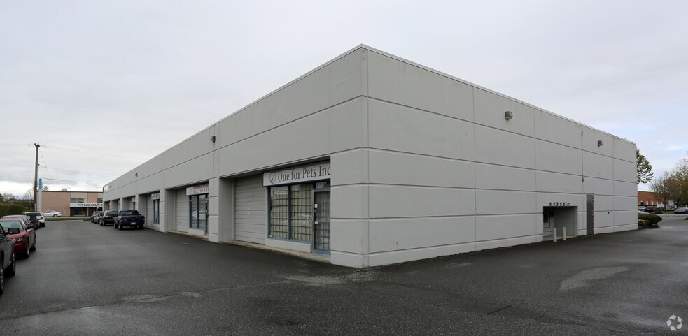 More Photos Of 11120 Bridgeport Rd, Richmond Warehouse For Lease
