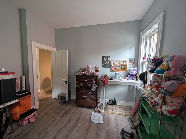 More Photos Of 1325 Hepburn Ave, Louisville Apartments For Sale