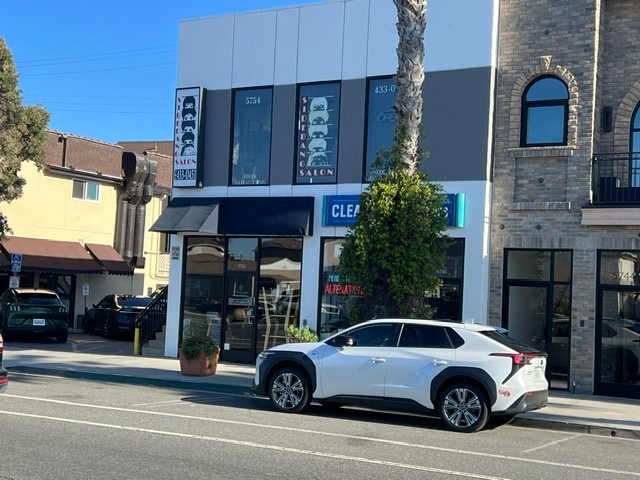 More Photos Of 5748-5752 E 2nd St, Long Beach Storefront Retail Office For Lease