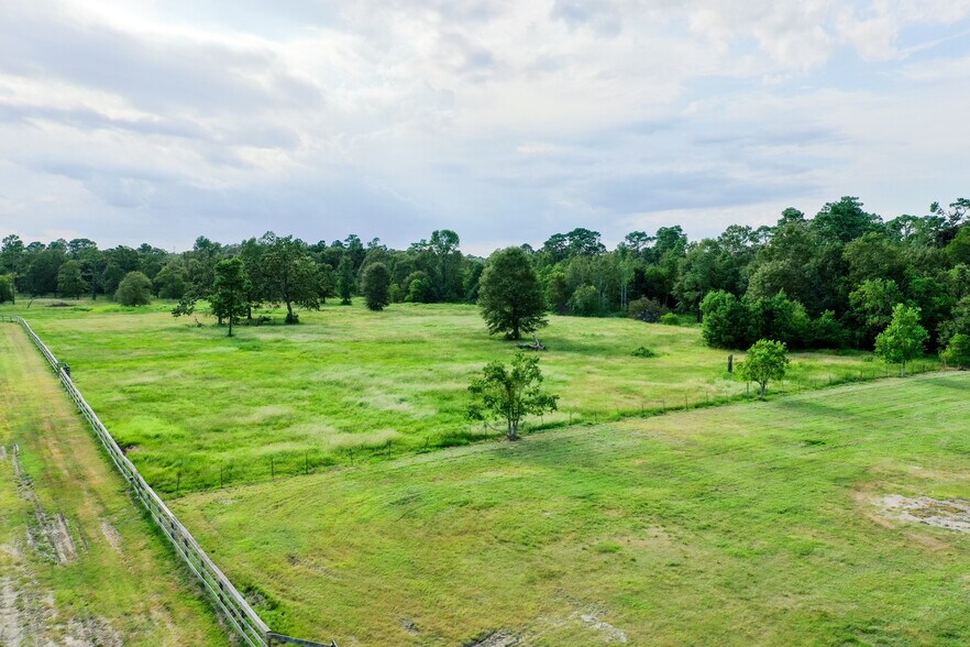 More Photos Of 19323 Belleau Wood Dr, Humble Flex For Sale