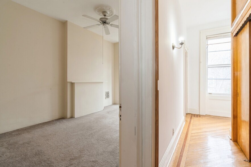 More Photos Of 701 Bergen Ave, Jersey City Storefront Retail Residential For Sale