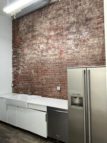 More Photos Of 123 Bowery, New York Office For Lease