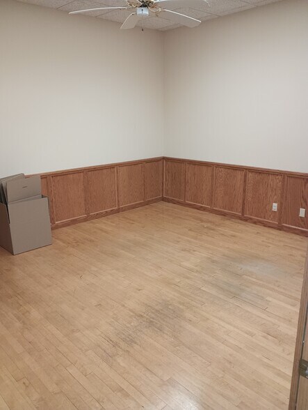 More Photos Of 136 W Grand Ave, Beloit Medical For Lease