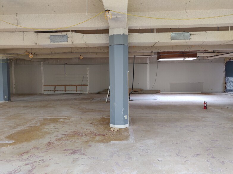 More Photos Of 1301 Cornwall Ave, Bellingham Office Residential For Sale