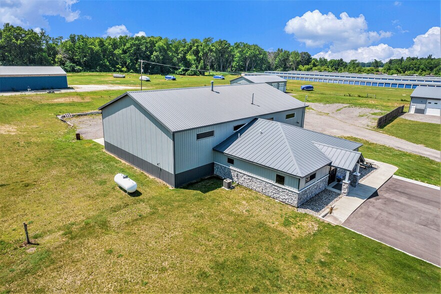 More Photos Of 9486 S Meridian Rd, Clarklake Light Manufacturing For Sale