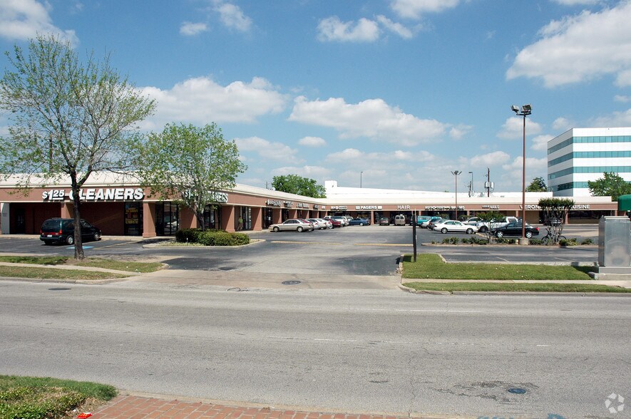 More Photos Of 3957-3995 S Gessner Rd, Houston Unknown For Sale