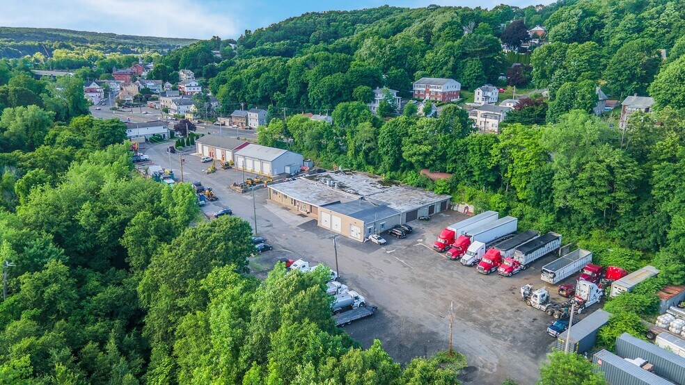 More Photos Of 38 Commerce St, Derby Manufacturing For Lease