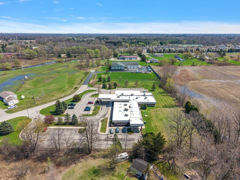 More Photos Of 1794 N Lapeer Rd, Lapeer Medical For Sale