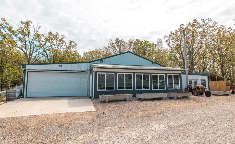 More Photos Of 5870 Old 66, Leasburg Winery Vineyard For Sale