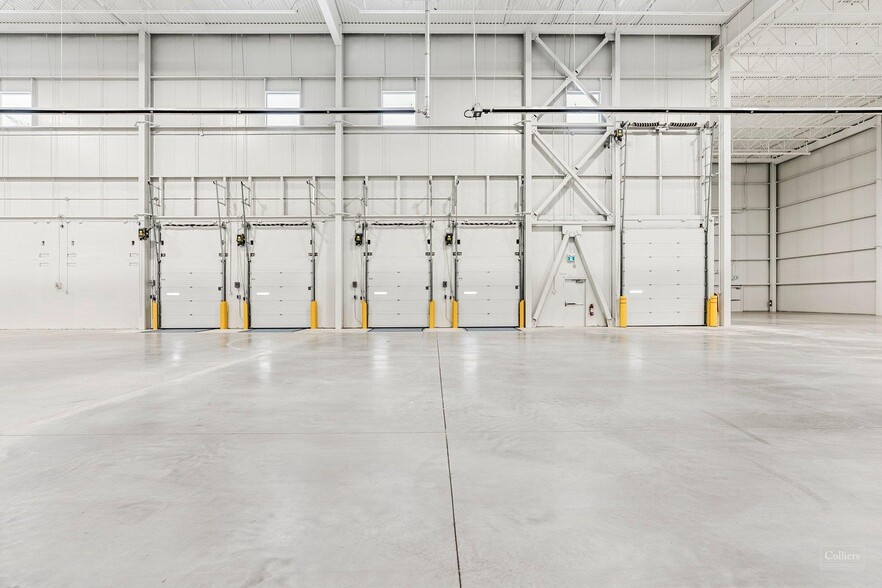 More Photos Of 1575 Clements Rd, Pickering Manufacturing For Lease