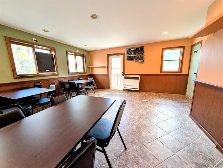 More Photos Of 5981 Route 44/55, Kerhonkson Storefront Retail Residential For Sale