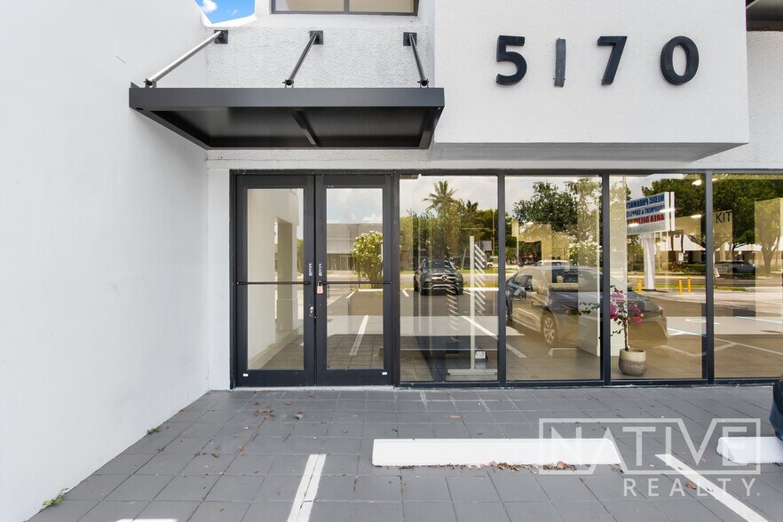 More Photos Of 5170 N Federal Hwy, Fort Lauderdale Storefront Retail Office For Lease