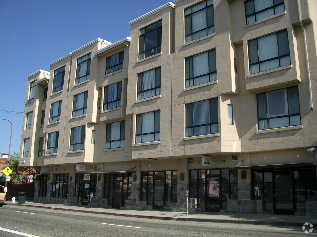 More Photos Of 1801-1809 University, Berkeley Office For Sale