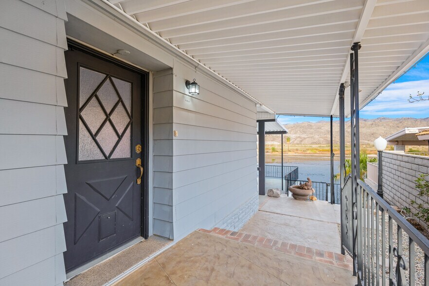 More Photos Of 1837 Riverside Dr, Bullhead City Specialty For Sale
