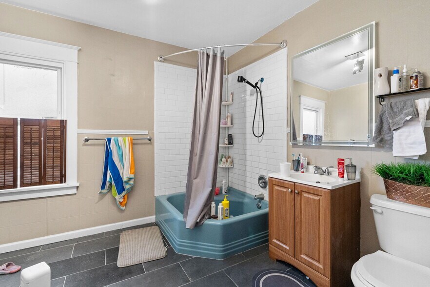 More Photos Of , Buffalo General Retail For Sale