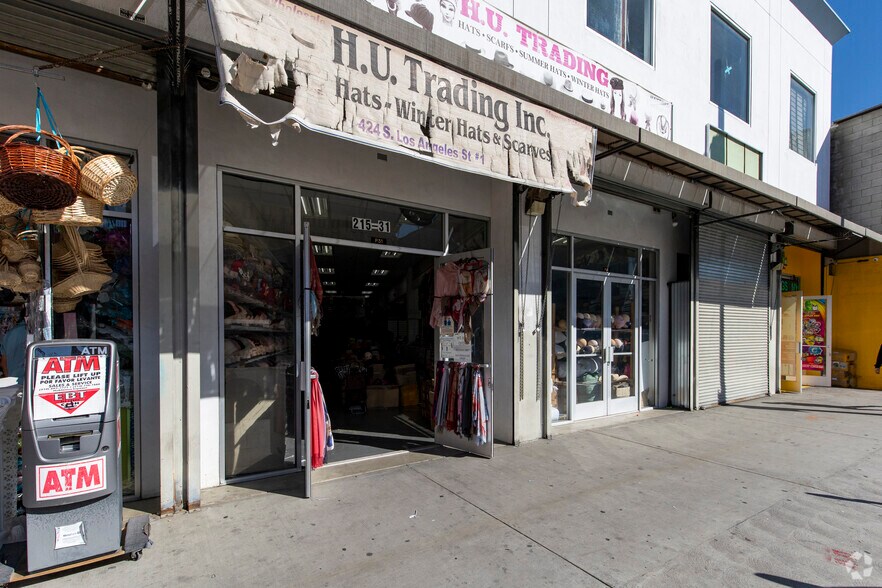More Photos Of 215 E 4th St, Los Angeles Storefront Retail Office For Lease