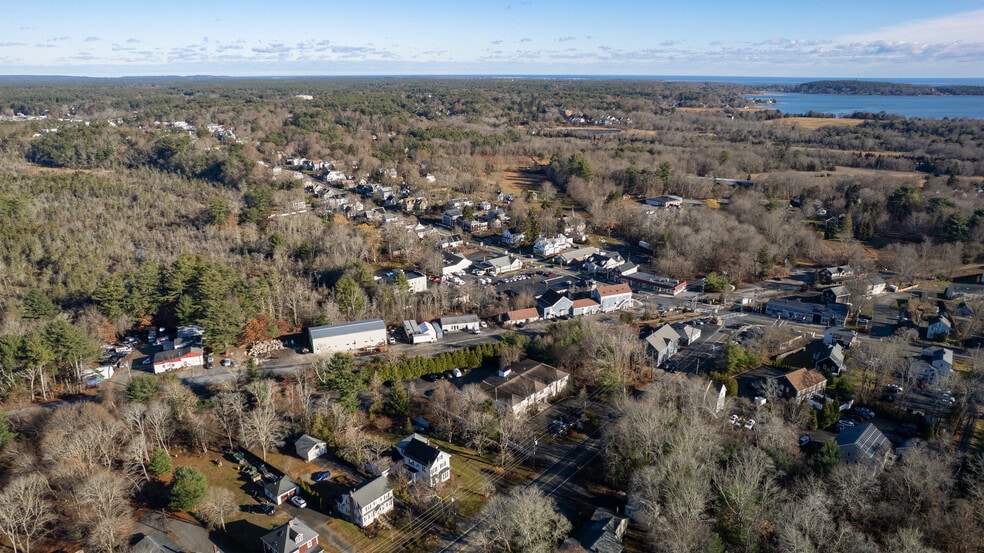 More Photos Of 68 Evergreen St, Kingston Medical For Lease