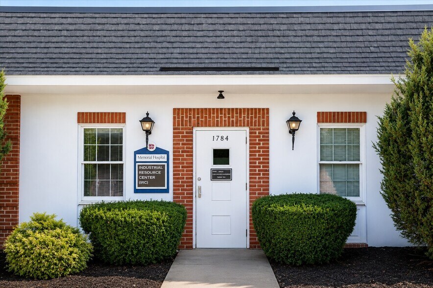 Primary Photo Of 1784 4th Ave, York Office For Sale