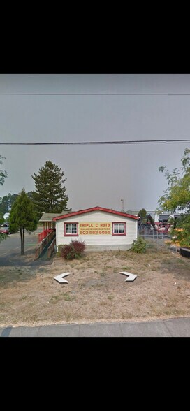Primary Photo Of 2917 N Pacific Hwy, Woodburn Auto Dealership For Lease