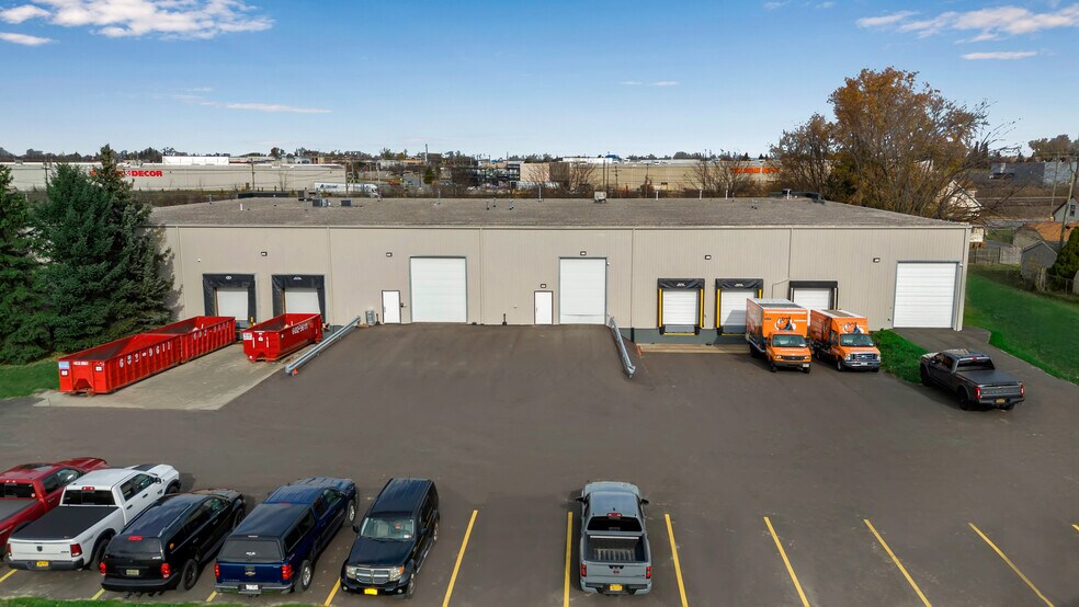 More Photos Of 2575 Broadway, Cheektowaga Warehouse For Sale
