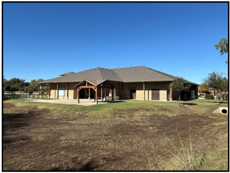 More Photos Of 121 S Elm St, Keller Lodge Meeting Hall For Sale