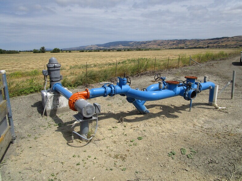 More Photos Of 8505 Frazier Lake Rd, Hollister Land For Sale