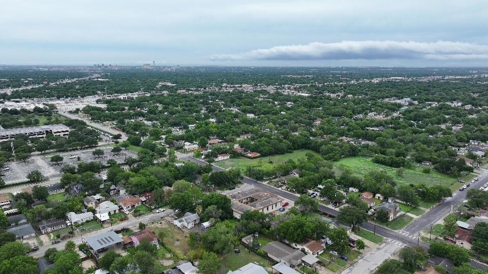 More Photos Of 703 Logwood Ave, San Antonio Apartments For Sale