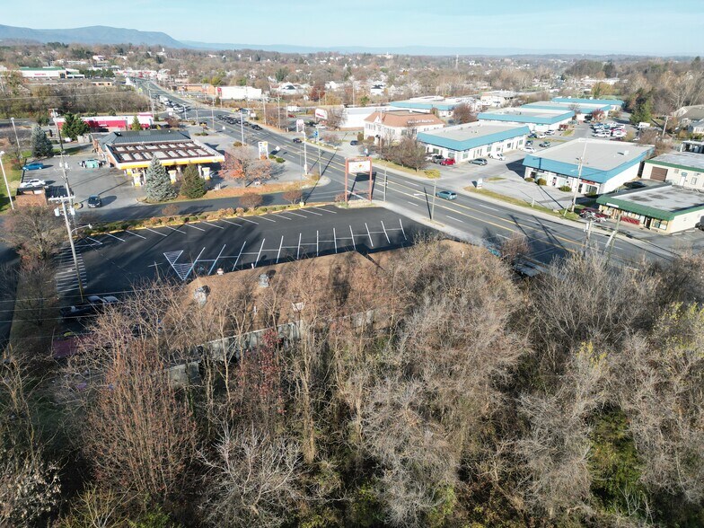 More Photos Of 865 John Marshall Hwy, Front Royal Restaurant For Sale