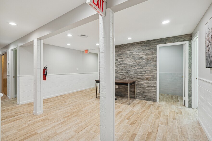 More Photos Of 69 County Road 516, Old Bridge Office For Lease