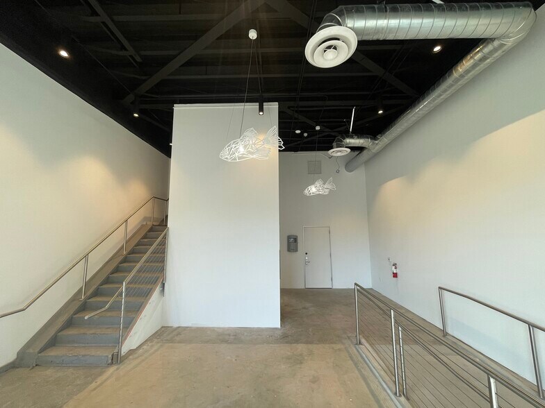 More Photos Of 501-515 Pine Ave, Long Beach Office For Lease