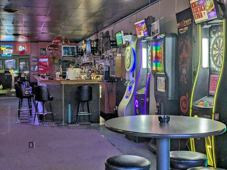 More Photos Of 246 E Center St, Pocatello Storefront For Sale