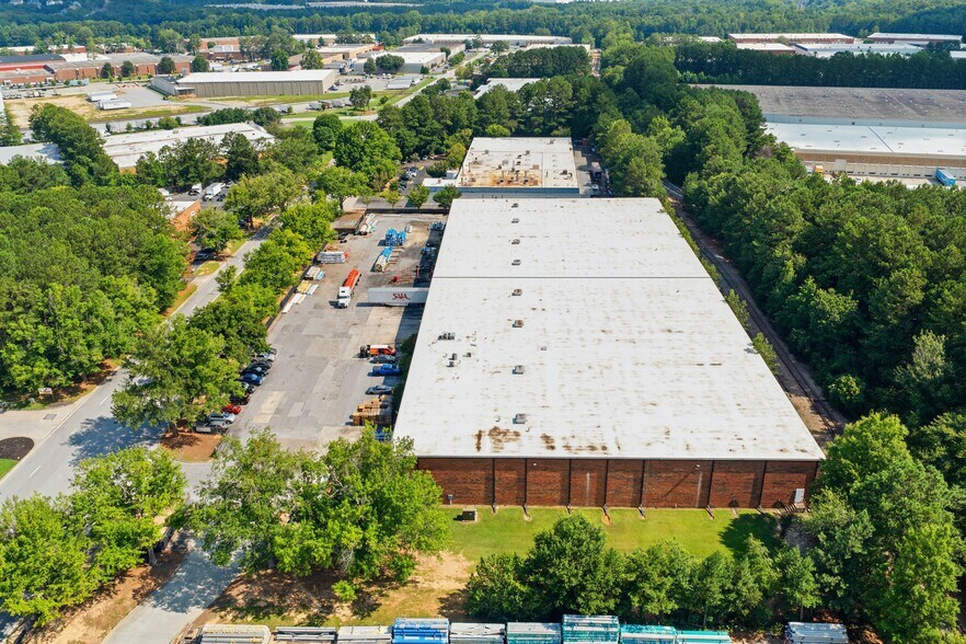 More Photos Of 6040 Lagrange Blvd SW, Atlanta Distribution For Lease