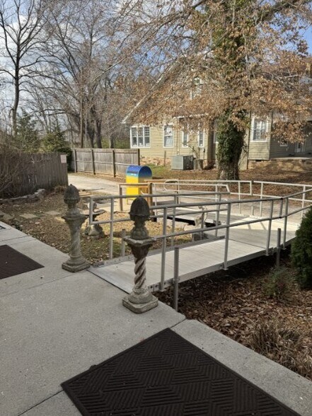 More Photos Of 118 S Greenwood St, Lebanon Office Residential For Sale