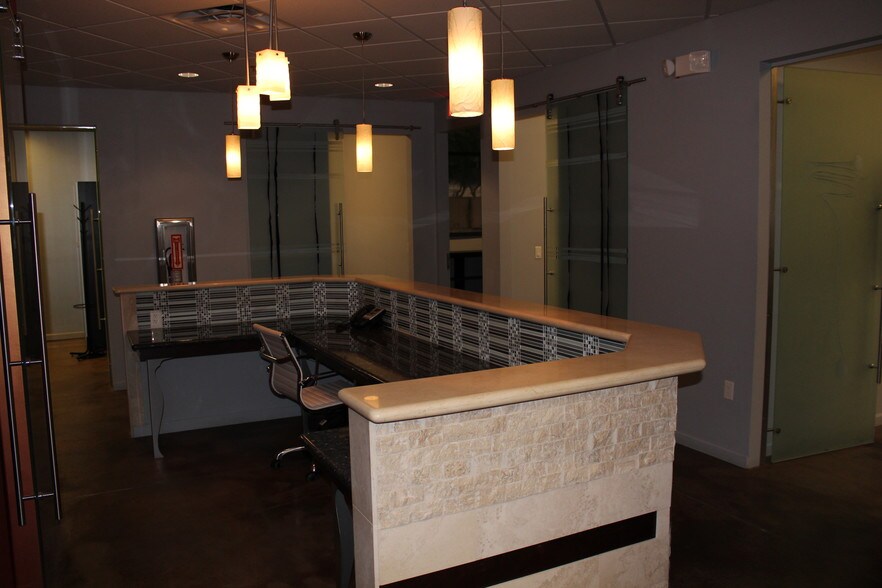 More Photos Of 14256 N Northsight Blvd, Scottsdale Medical For Sale