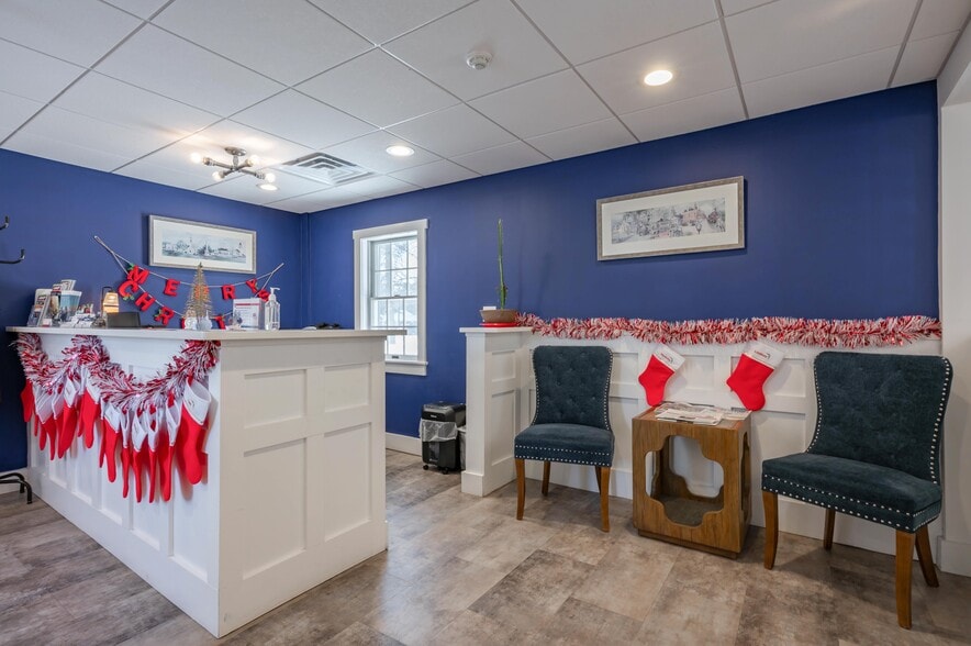 More Photos Of 2 Ash St, Hollis Office For Sale