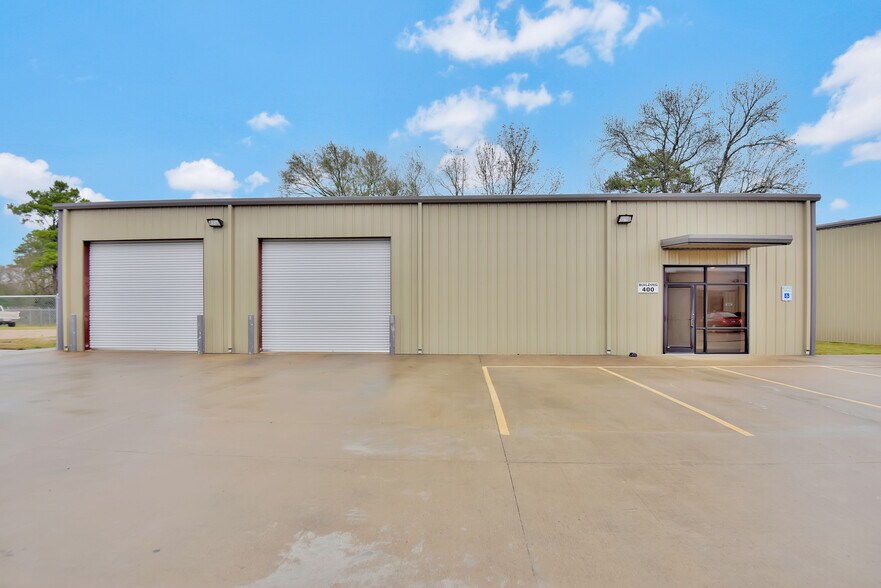 Primary Photo Of 20150 Kuykendahl Rd, Spring Warehouse For Lease