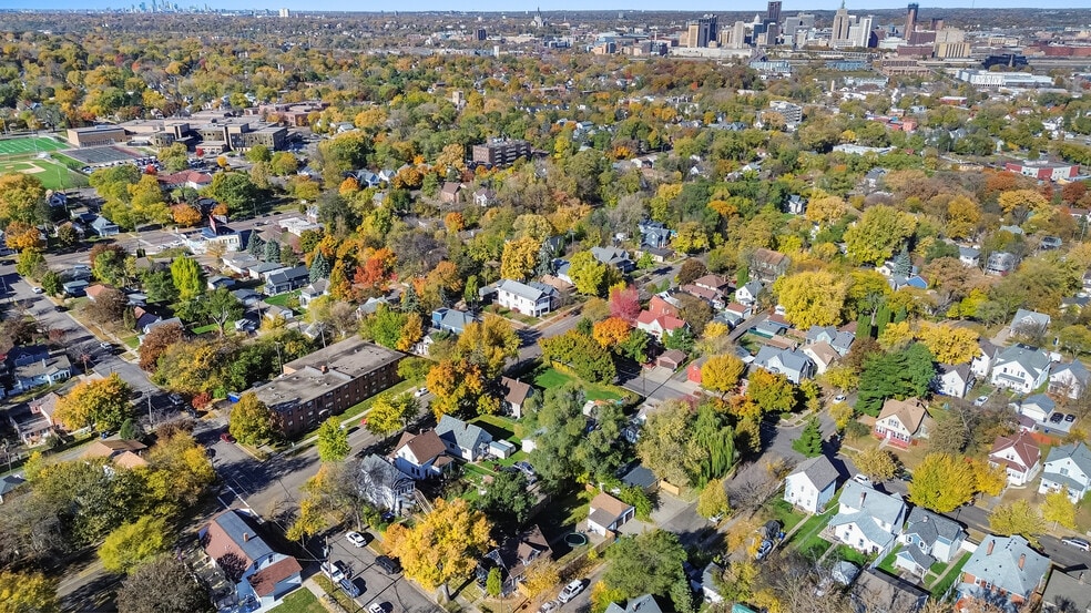 More Photos Of 729 Oakdale Ave, Saint Paul Apartments For Sale