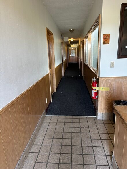 More Photos Of 3489 N 76th St, Milwaukee Office For Sale