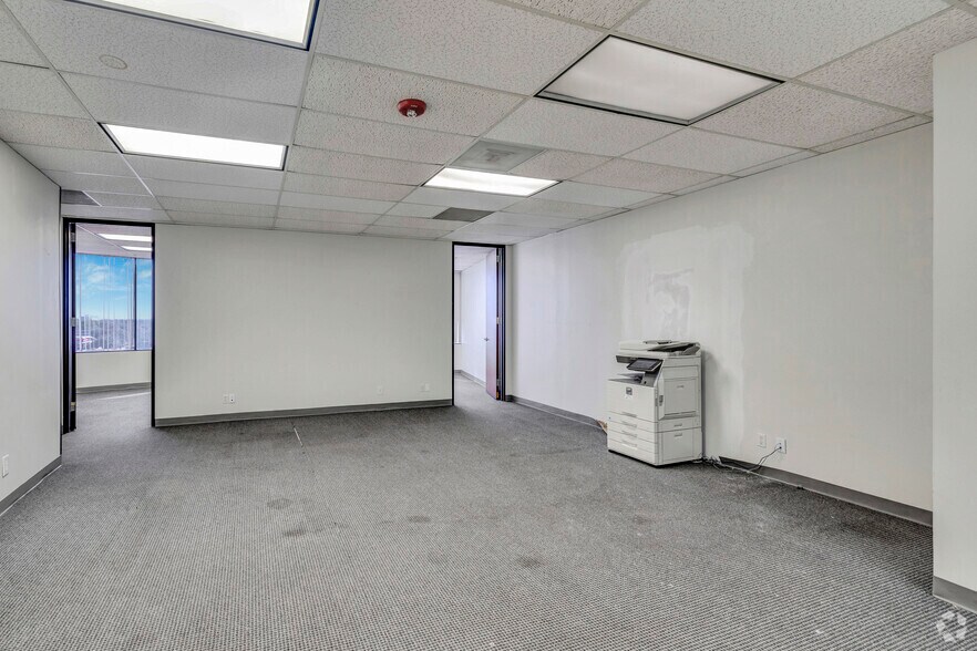 More Photos Of 213 W Southmore Ave, Pasadena Coworking Space