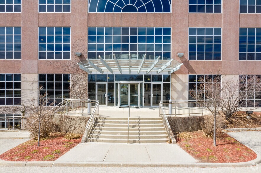 More Photos Of 508 Riverbend Dr, Kitchener Coworking Space