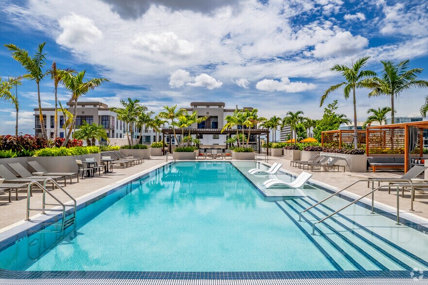 More Photos Of 334 2nd Ave S, Saint Petersburg Apartments For Lease