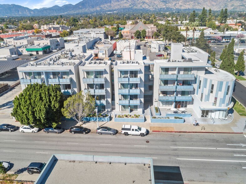 More Photos Of 1299 E Green St, Pasadena Apartments For Sale