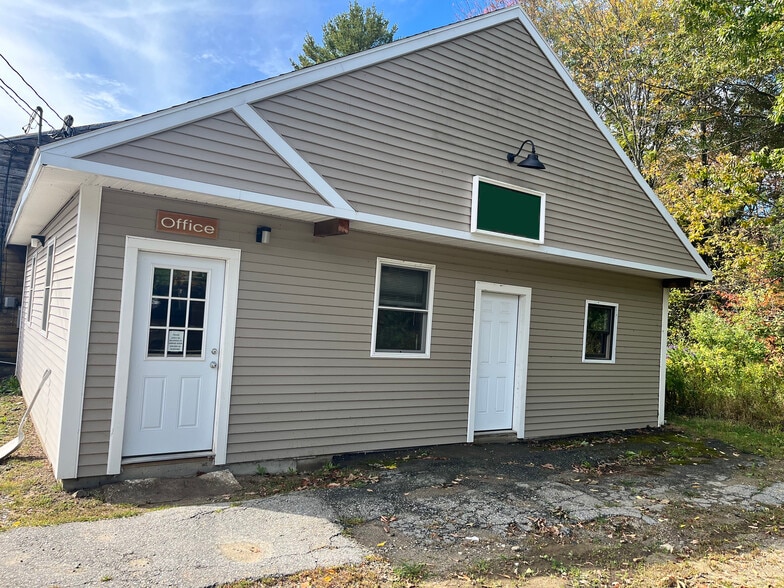 More Photos Of 112 Pond Rd, Bowdoinham Warehouse For Sale