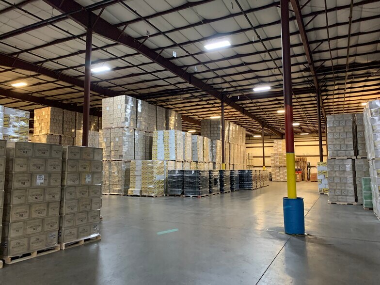 More Photos Of 2735 Brundage Rd, Baldwinsville Warehouse For Lease