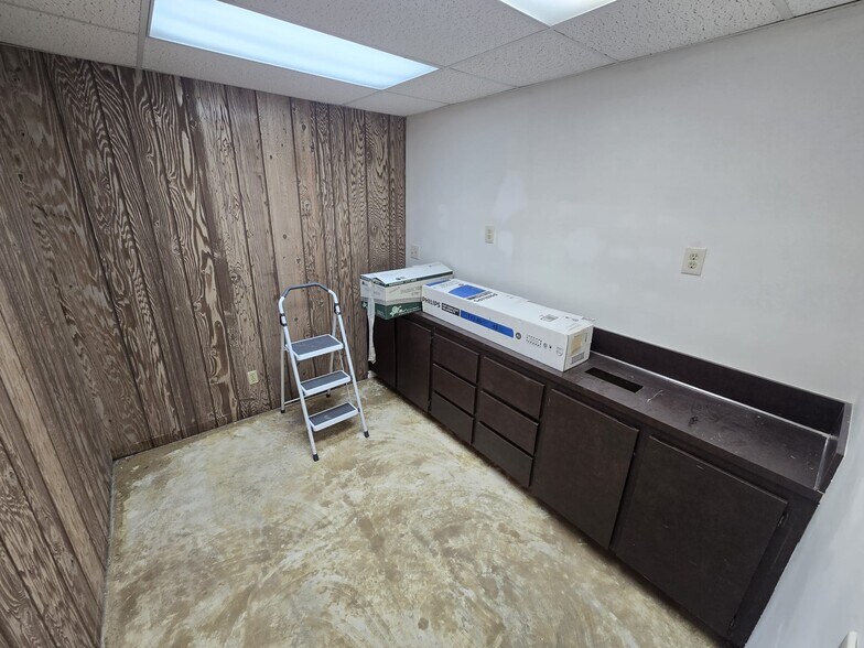 More Photos Of 101 N State Road 7, Margate Office For Lease