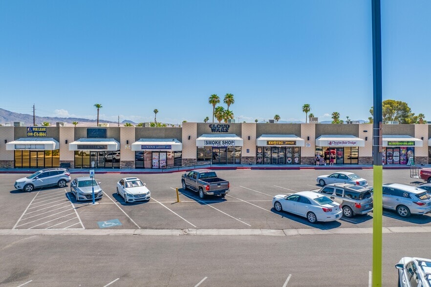 More Photos Of 4130-4180 S Sandhill Rd, Las Vegas Storefront For Lease