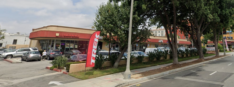 More Photos Of 319 S Arroyo Pky, Pasadena Unknown For Lease